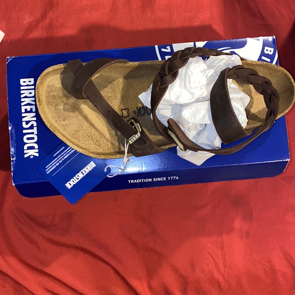 NWT size 40 “Yara Braided” Birkenstock sandals